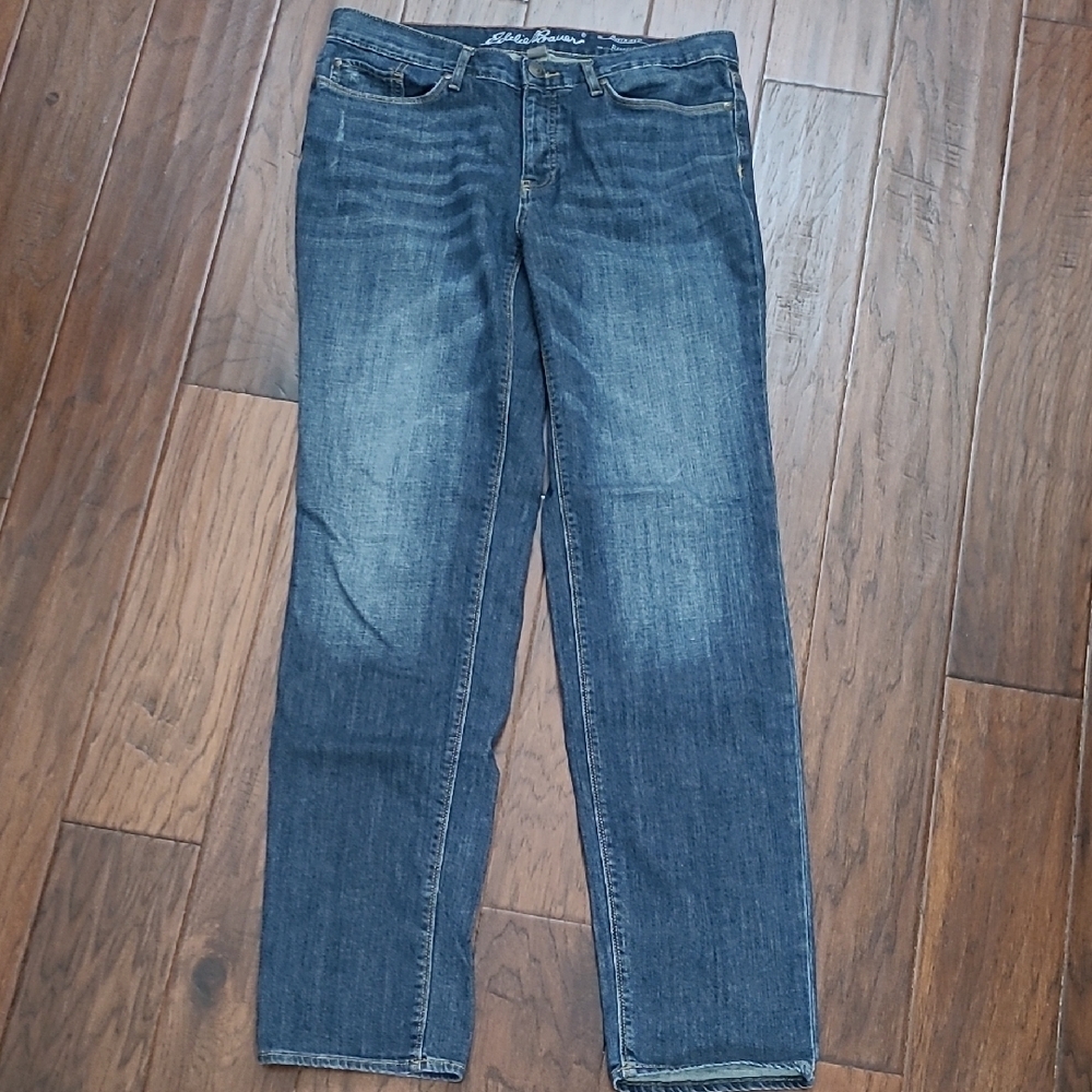 Eddie Bauer Boyfriend Fit Relaxed Leg Jeans with Button Fly size 8 TALL